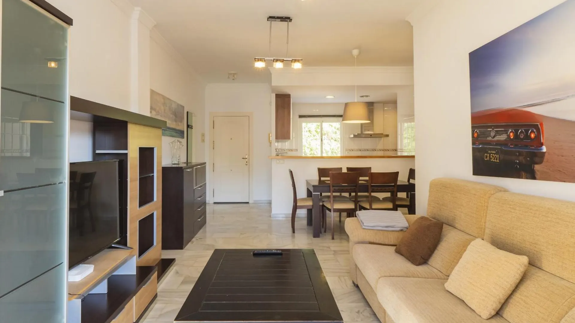 Cubo'S Cabopino Beach Marbella Apartment